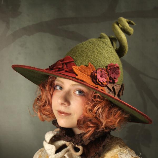 Fancy Witch or Wizard in Green picture