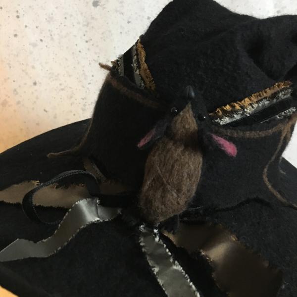 Witch Hat w/Bat picture