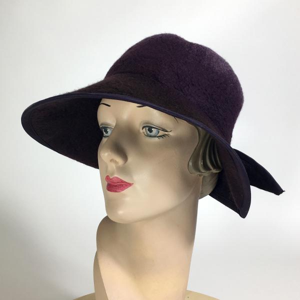 Phileda Cloche picture