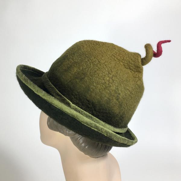 1940's Witch Hat in Ombre picture