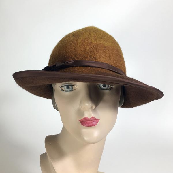 1940's Witch Hat in Ombre picture