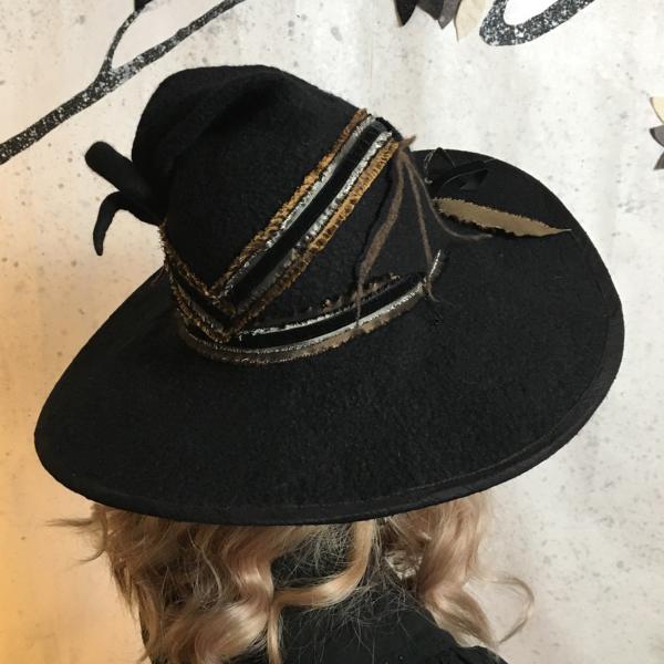 Witch Hat w/Bat picture