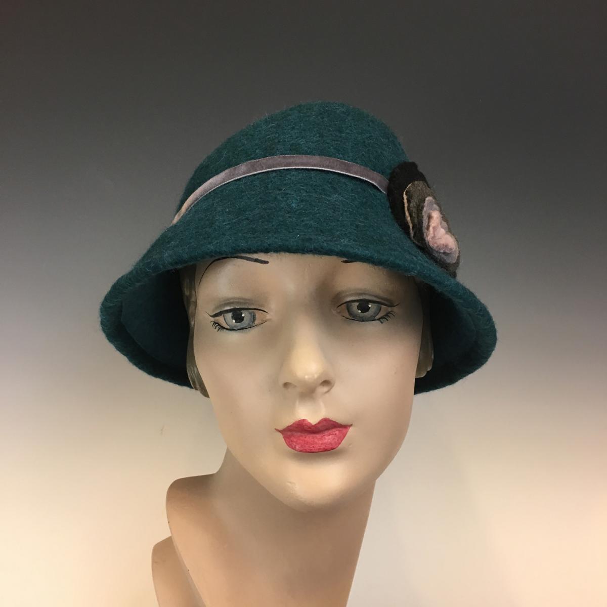 Mollye Cloche picture