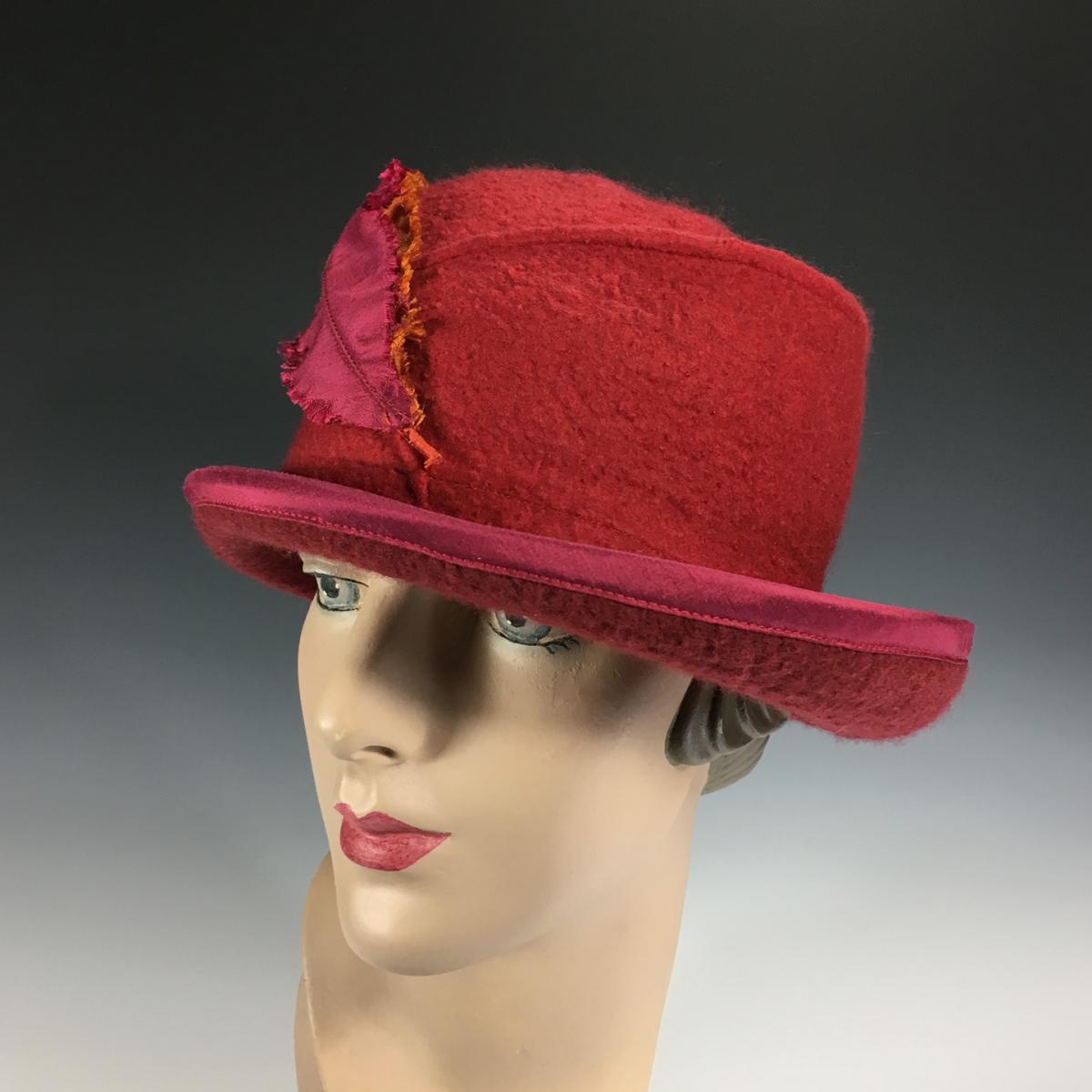 Virginia Cloche picture