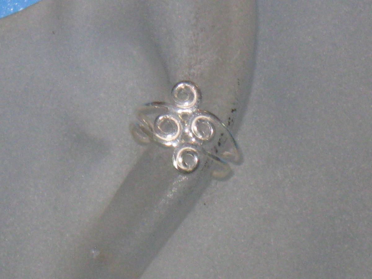 sterling silver flower wire cuff picture