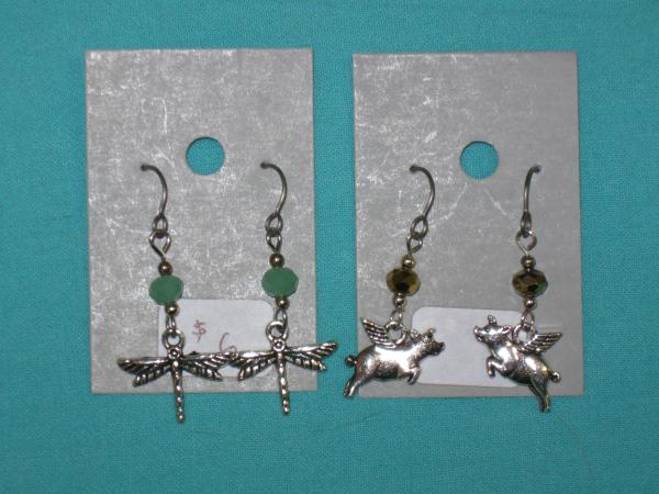 charm earring 2-sm dragonfly, flying pig, penguin, hummingbird picture