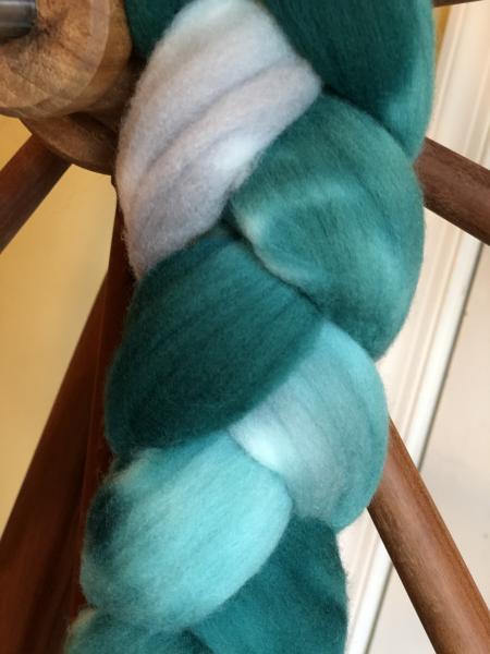 Merino, Extra Fine 20 microns, Hand Painted Top.Roving picture