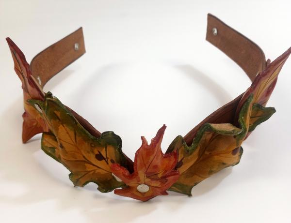 Leaf Leaf Crown with Spring and Fall Oak and Maple Leaves
