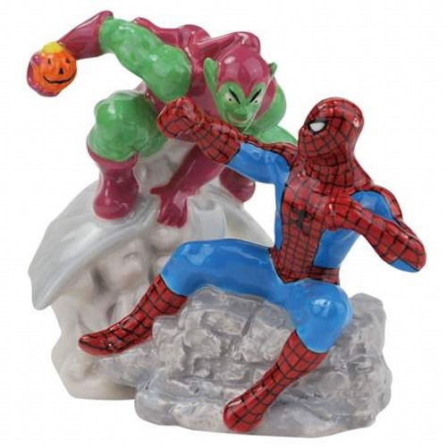 Spider-Man and the Green Goblin Ceramic Salt and Pepper Shakers Set NEW UNUSED