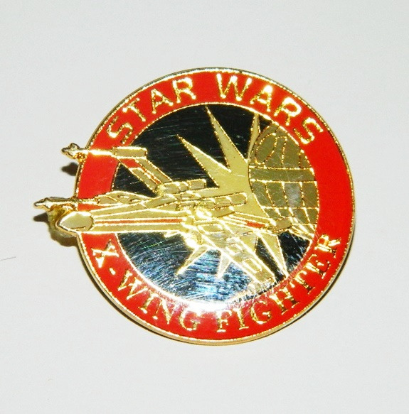 Star Wars X-Wing Fighter Bursting Image Logo Circle Enamel Metal Pin 1995 UNUSED