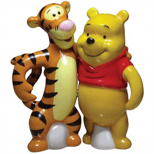 Disney's Winnie the Pooh & Tigger Ceramic Salt and Pepper Shakers Set NEW UNUSED picture