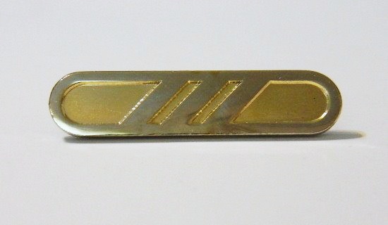 Star Trek: Voyager Maquis Commander Rank Metal Cloisonne Pin 1995 NEW UNUSED
