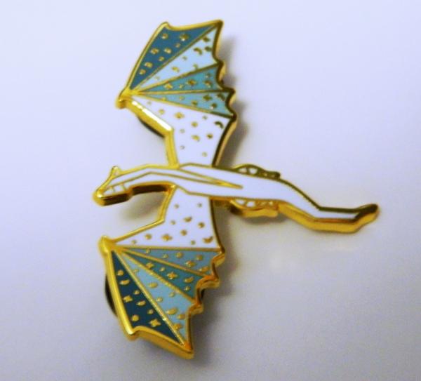 Flying Medieval Fantasy Dragon Metal Enamel Pin NEW UNUSED Gaming Harry Potter picture