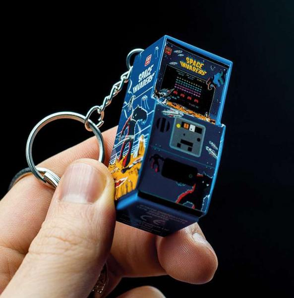 Space Invaders Arcade Game 3D Arcade Image Metal Key Chain Key Ring NEW UNUSED picture
