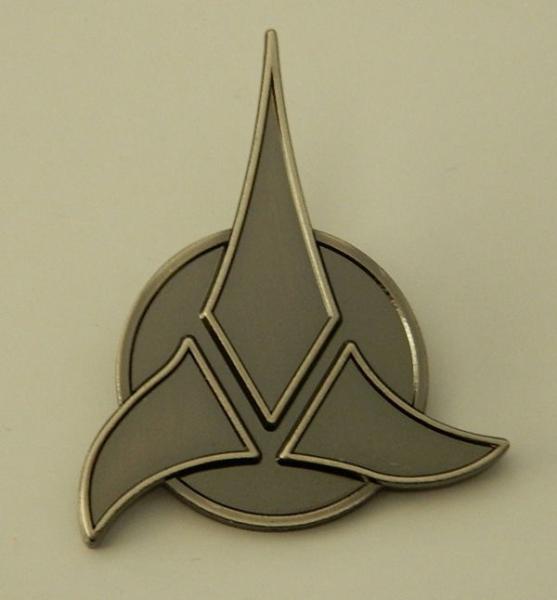 Star Trek: The Next Generation Klingon Large Trifoil Logo Pin 1995 Version 2 NEW picture