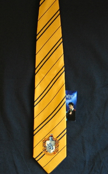 Harry Potter House of Hufflepuff Silk Necktie with Crest Logo NEW UNUSED
