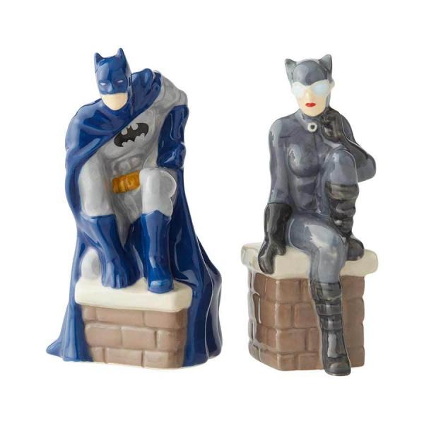 DC Comics Batman and Catwoman Ceramic Salt and Pepper Shakers Set NEW UNUSED picture