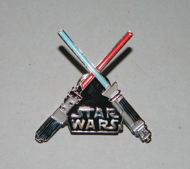 Classic Star Wars Crossed Lightsabers Cloisonne Metal Pin 1996 NEW UNUSED picture