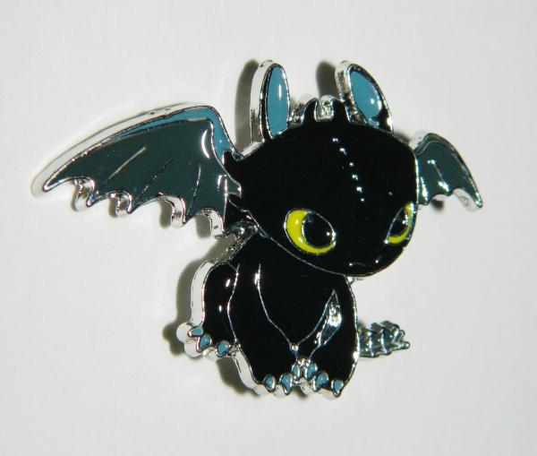 How To Train Your Dragon Movie Toothless Die-Cut Metal Enamel Pin NEW UNUSED picture