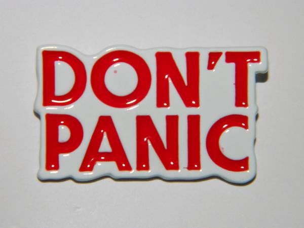 The Hitchhikers Guide To The Galaxy Don't Panic Logo Metal Enamel Pin NEW UNUSED