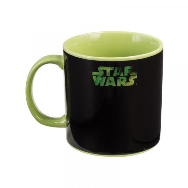 Star Wars Yoda with Lightsaber Heat Reactive 20 oz Ceramic Mug NEW UNUSED picture