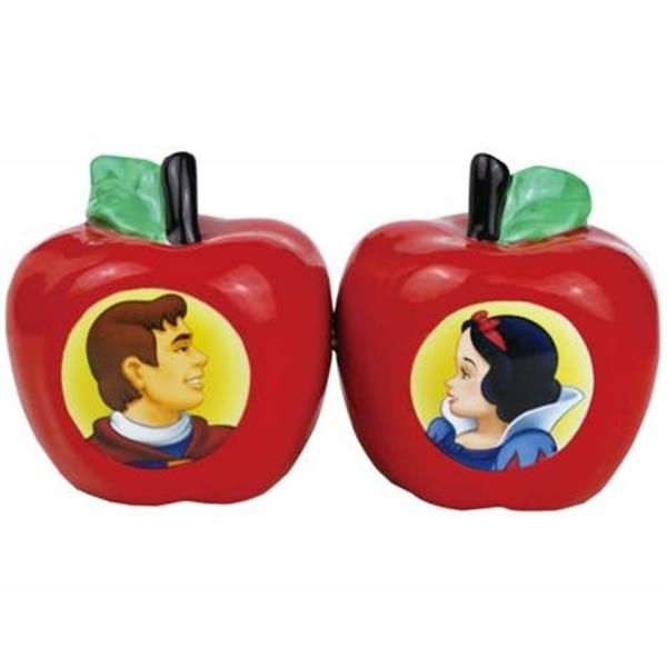 Snow White and Prince Charming Apples Ceramic Salt and Pepper Shakers NEW UNUSED