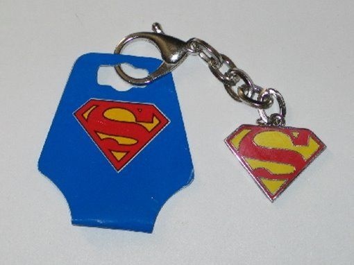 Superman Die-Cut Comic Chest S Logo Metal Keychain 2006 GTO, NEW UNUSED