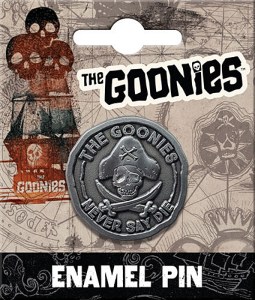 The Goonies Movie Never Say Die Pirate Logo Thick Metal Enamel Pin NEW UNUSED