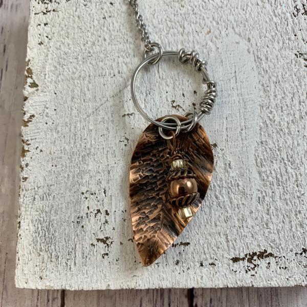 Copper leaf dangle necklace 1