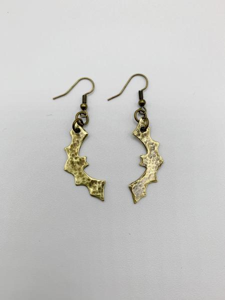 Hammered brass bat earrings picture