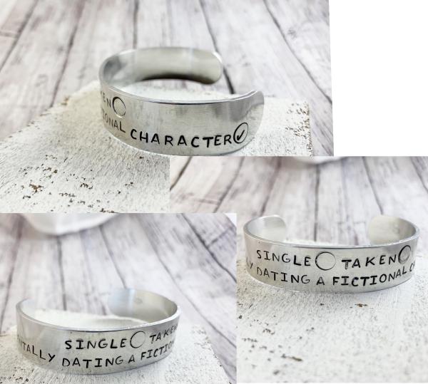 Single/Taken/Mentally dating fictional bracelet