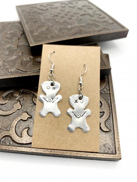 Voodoo doll shape earrings picture