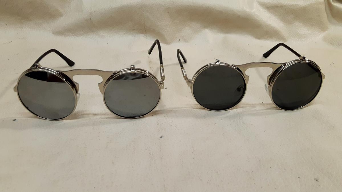 Steampunk Style Round Flip Lens Sunglasses picture