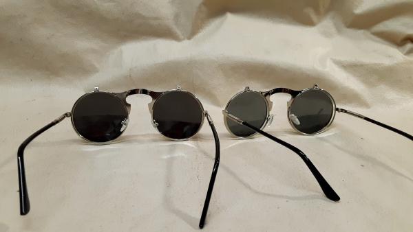 Steampunk Style Round Flip Lens Sunglasses picture