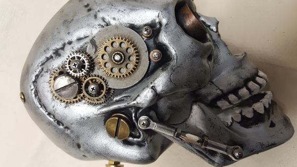 Steampunk Terminator T-4 Battle Damaged Skull picture