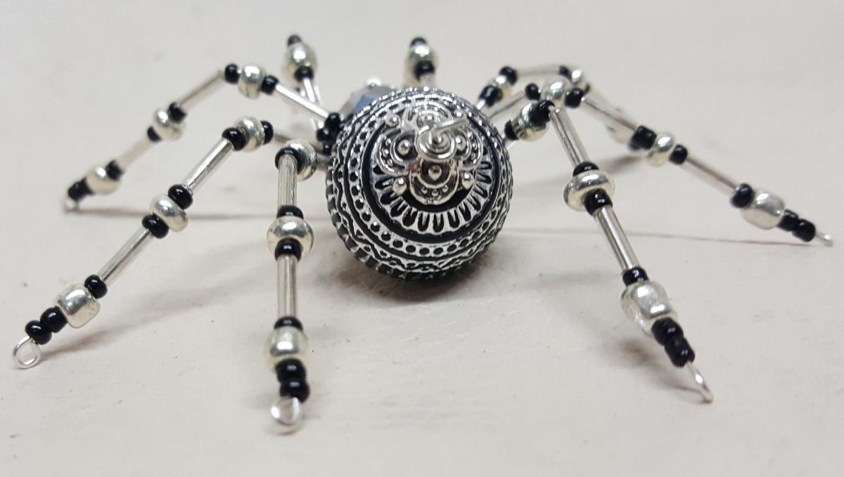 Christmas Silver Beaded Spider picture