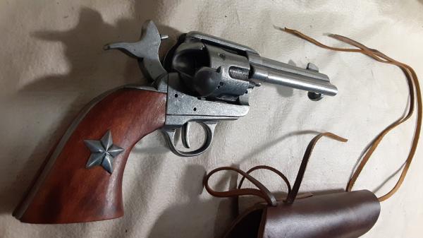 1873 Colt Gray "Peacemaker" Revolver Non Firing Replica w/Holster picture