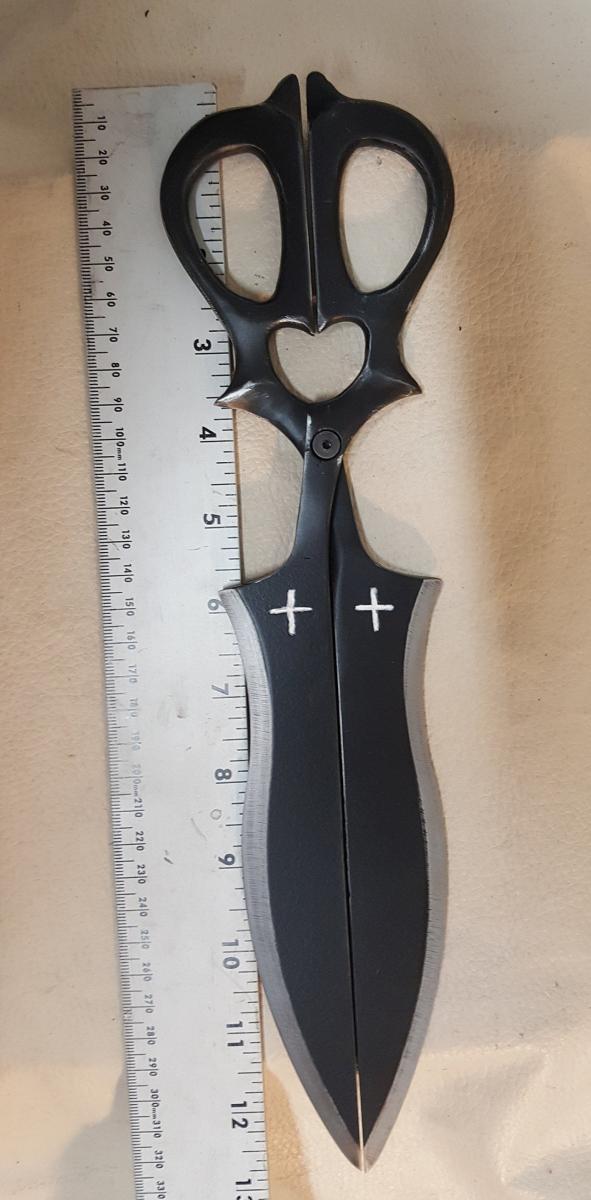 Three's Scissors From Drakengard 3 picture