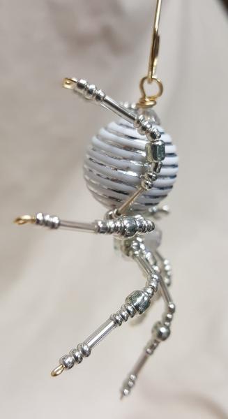 Steampunk Crystalline White/Silver Striped Ice Spider picture