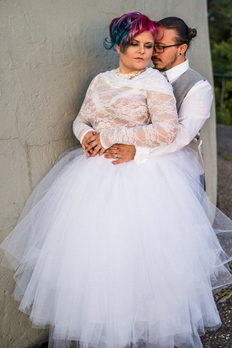 Lace Top With Hood - Gothy picture