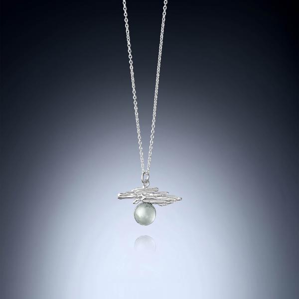 Aquamarine Icicle Necklace picture