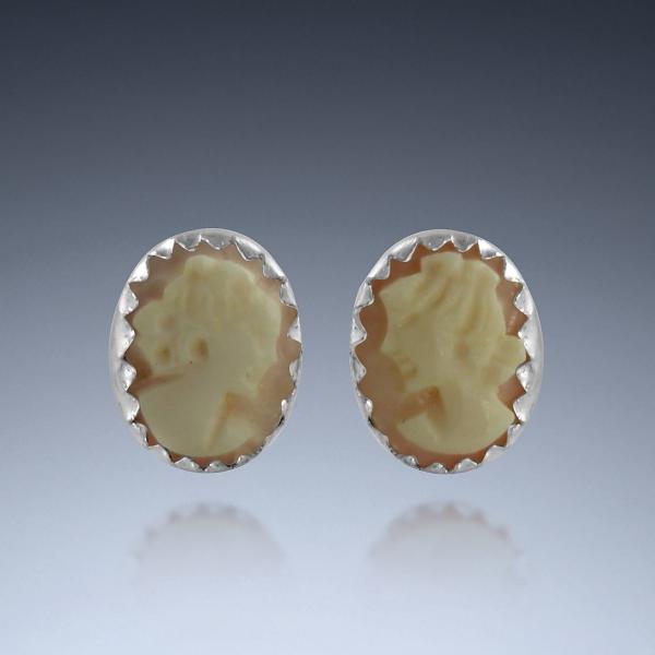 Antique Cameo Earrings - Pink Conch Shell