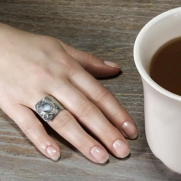 Wrap Ring - Peridot Fern Leaf picture