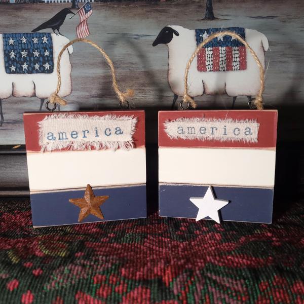 &ldquo;America&rdquo; Shelf Decor