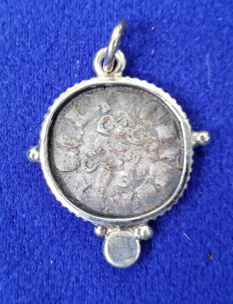 Crusader Coin Pendant picture