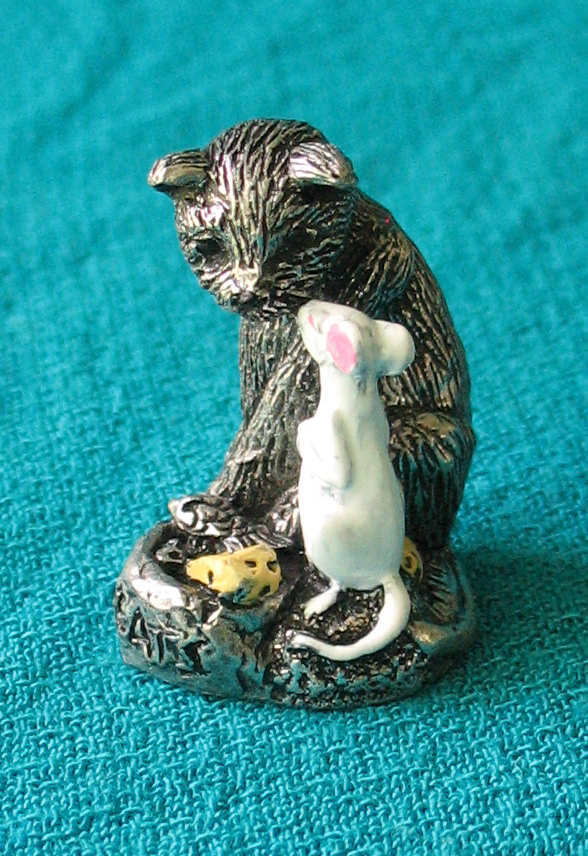 Cat and Mouse Friends Sculpture picture