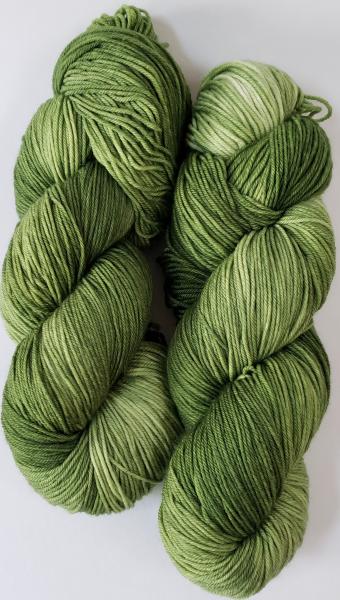 Cashmere/Superwash Merino Blend Fingering Weight Yarn - Tonal Ivy