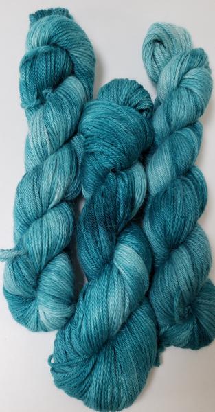 100% Baby Alpaca DK Yarn - Tonal Teal