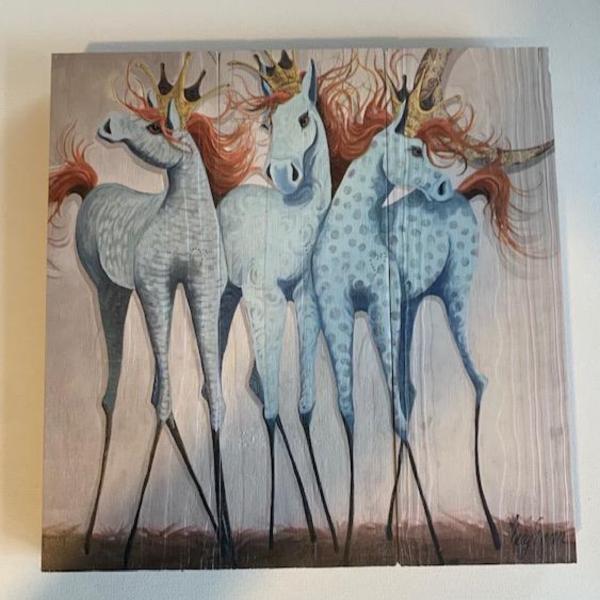 Tripple Crown - Horse Series Wood Print