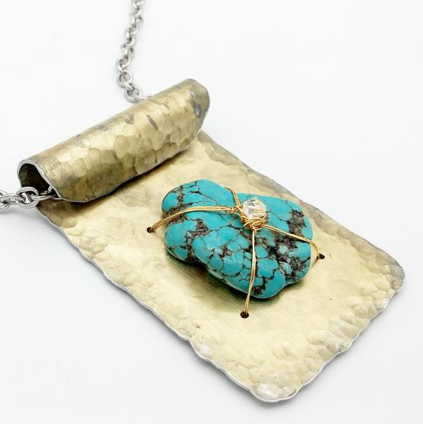 Turquoise Pendant Necklace picture